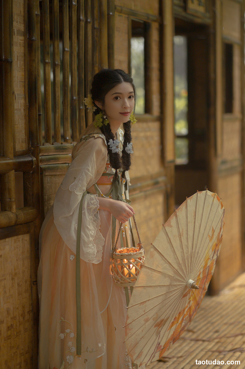 图片[4]-[YITUYU艺图语]2022.07.15 清雾雨 辛冉[29+1P／339MB]-艺库