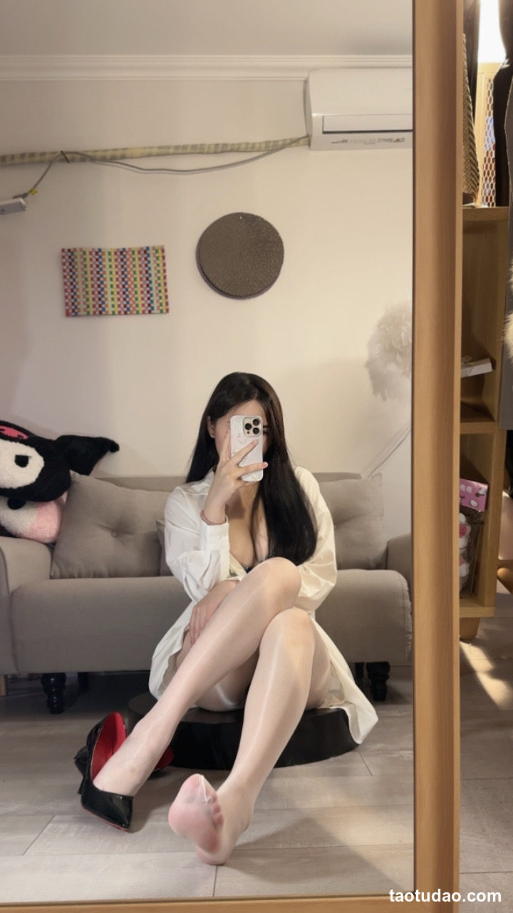 图片[4]-玫桃泡芙 – 纯欲妹纸[73P+26V-183MB]-艺库