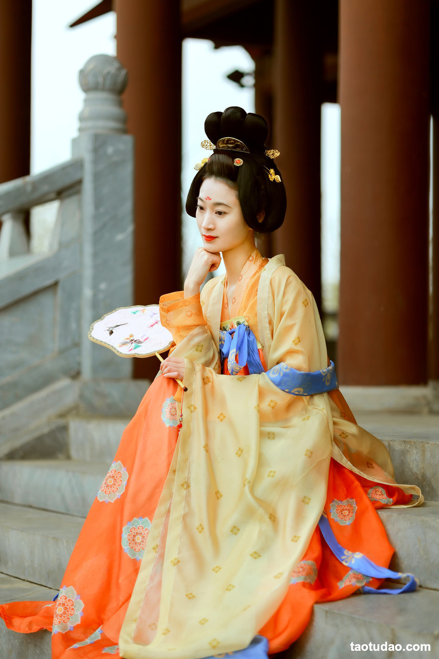 图片[2]-[YITUYU艺图语]2022.06.12 梦回大唐 彩云[23+1P／179MB]-艺库
