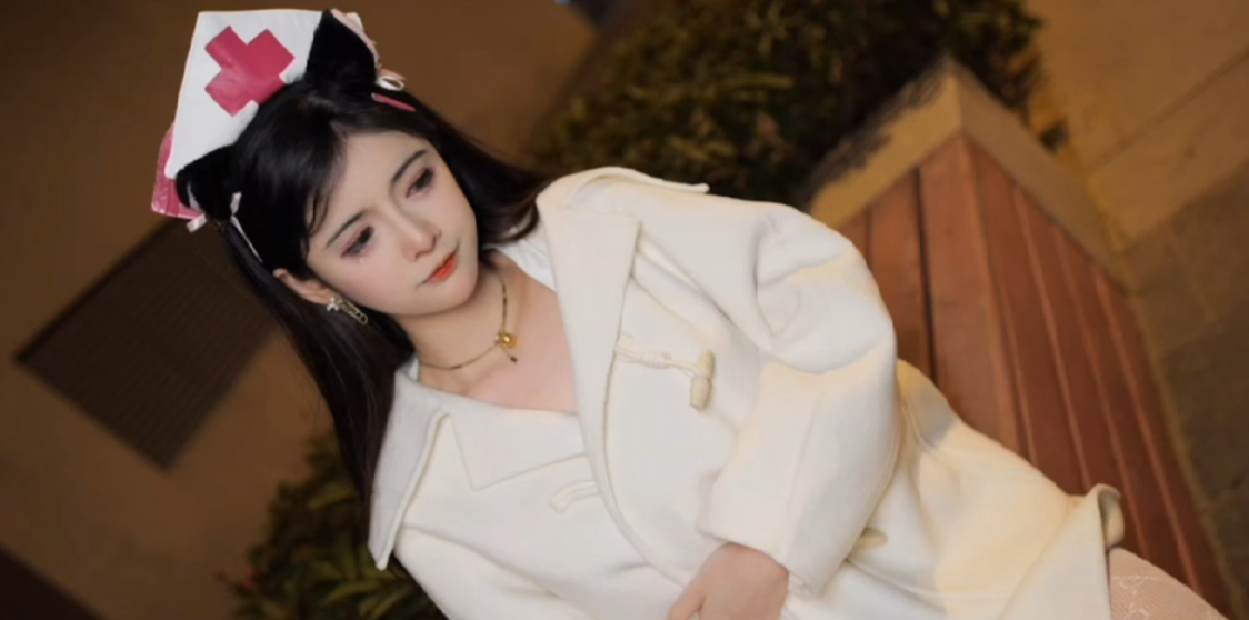 狗头萝莉放弃COSER？转行做起了美妆博主！-艺库