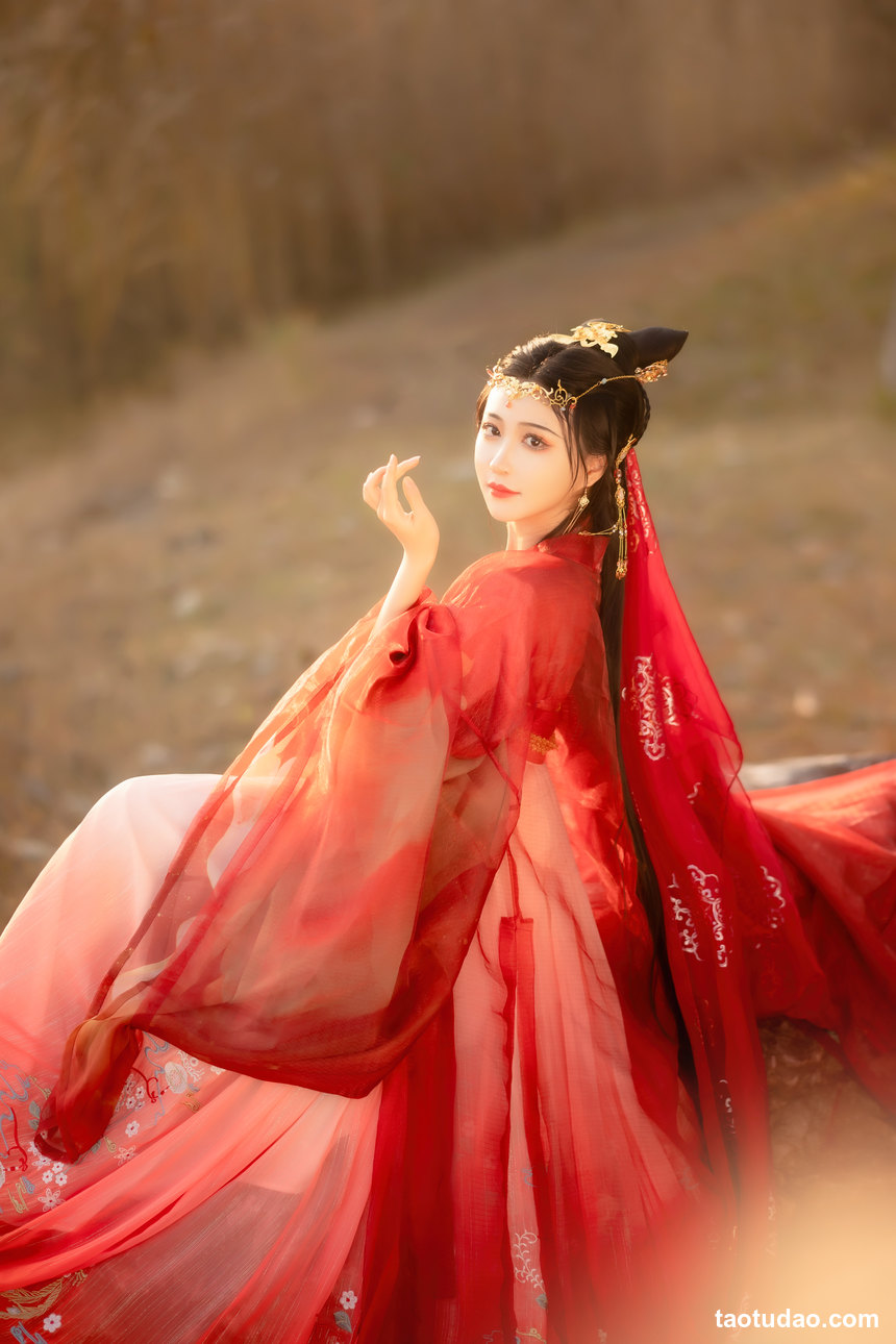 图片[3]-[YITUYU艺图语]2022.11.03 枫霜尽 -绮罗生的小苏苏-[28+1P／240MB]-艺库