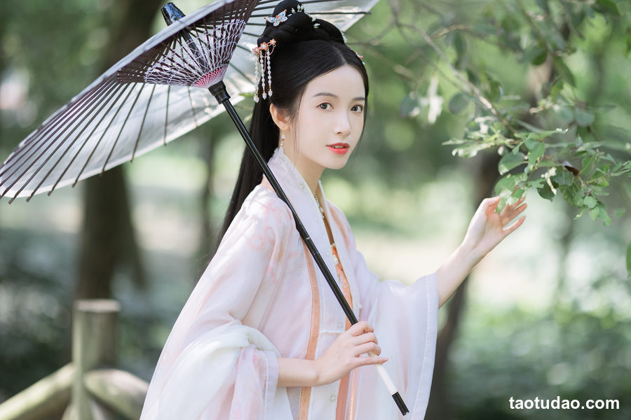 图片[4]-[YITUYU艺图语]2023.03.05 风雪等归人 阡墨红尘[21+1P／472MB]-艺库