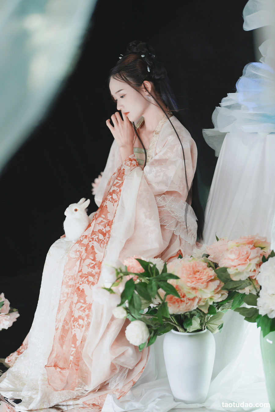 图片[4]-兔子Zzz不吃胡萝卜 – NO.136 寄明月 [38P-426MB]-艺库