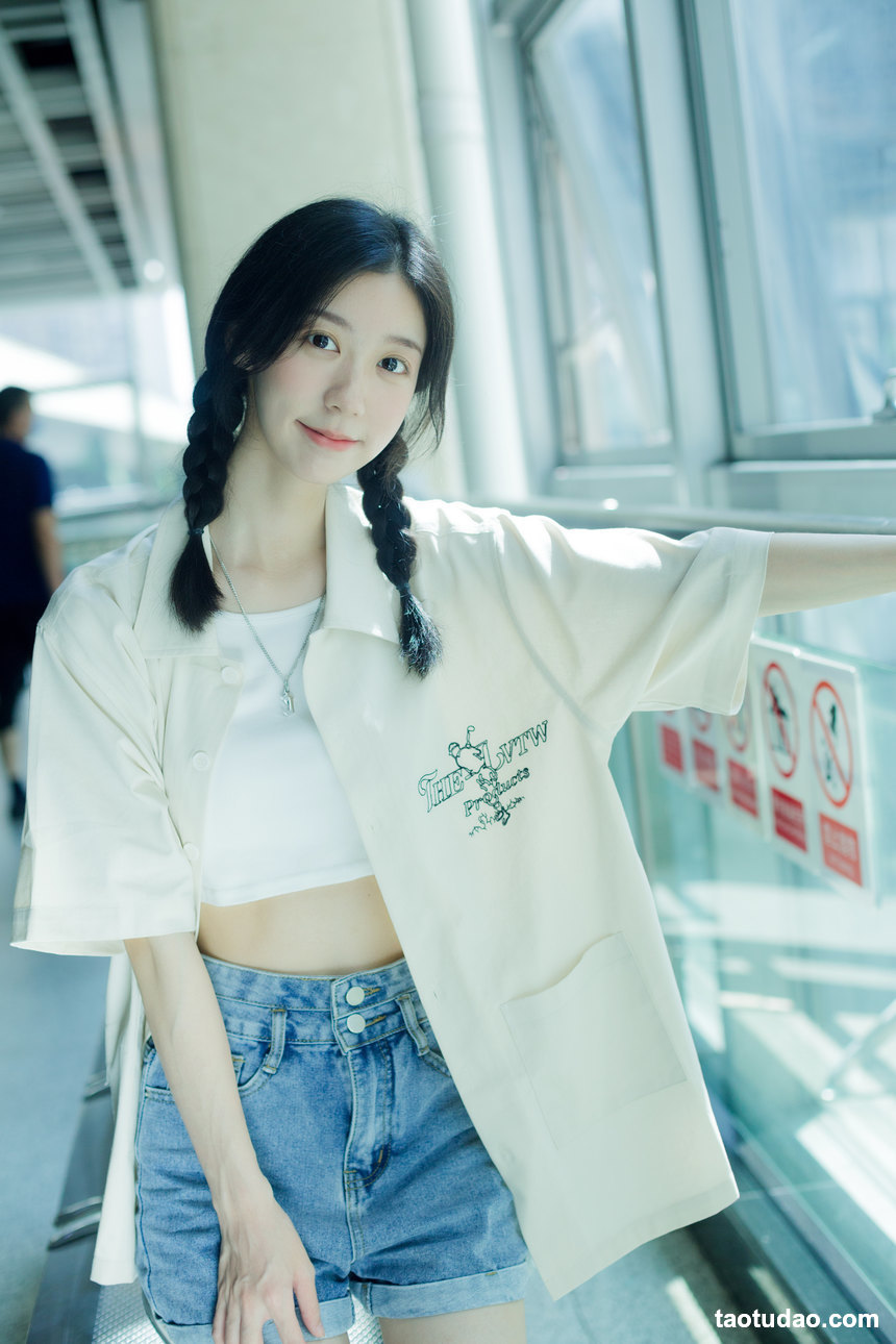 图片[4]-[YITUYU艺图语]2022.08.22 地铁奇遇记 饲猫少女-[38+1P／340MB]-艺库