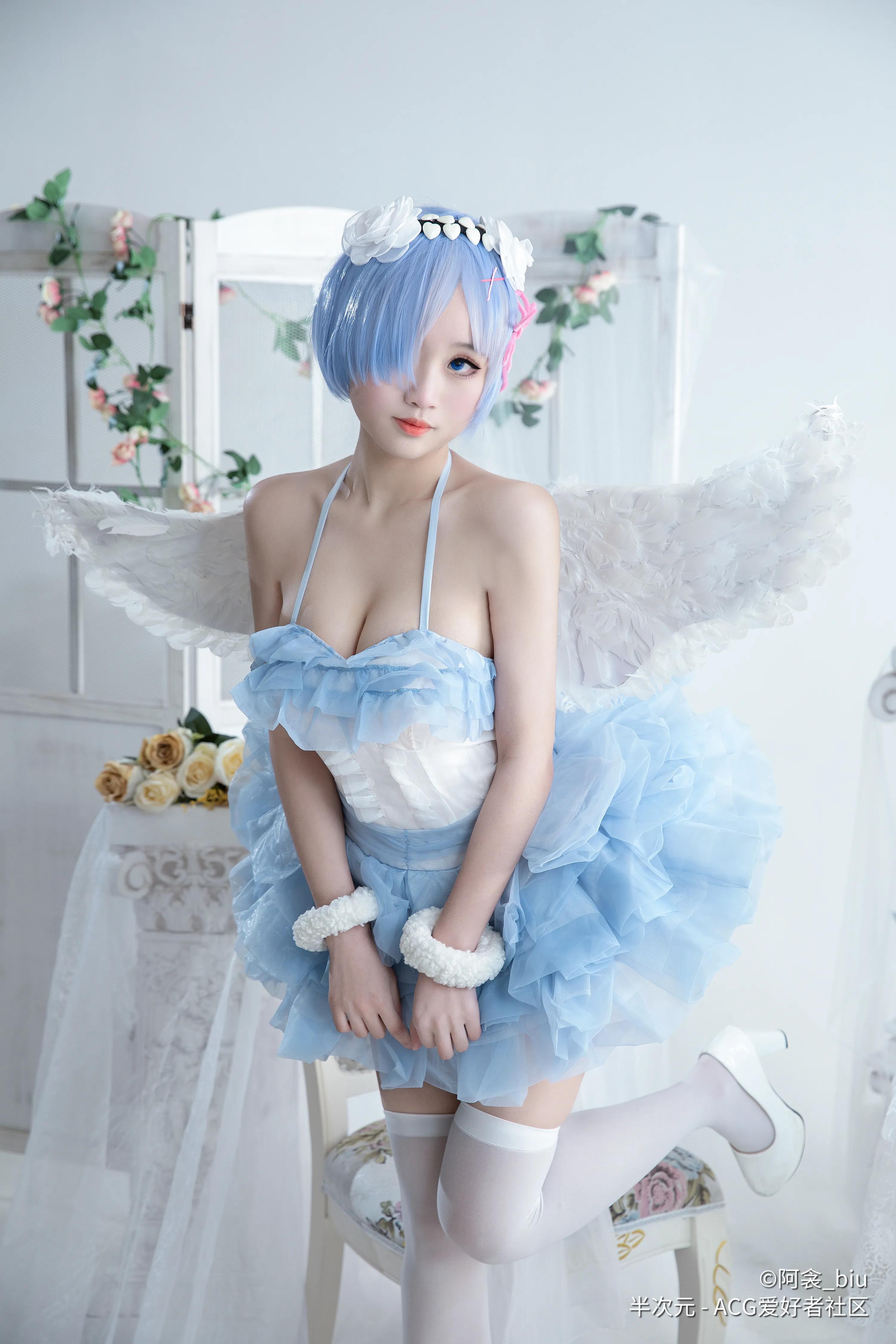 蕾姆天使cos‖又是蕾姆~一直犹豫发蕾姆老婆,总感觉不会通过