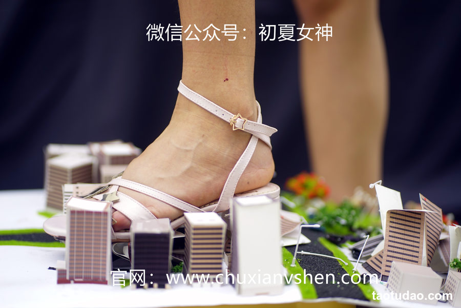 图片[3]-初夏女神 NO.066 点点 误入小人国[110P+1V／4.11GB]-艺库