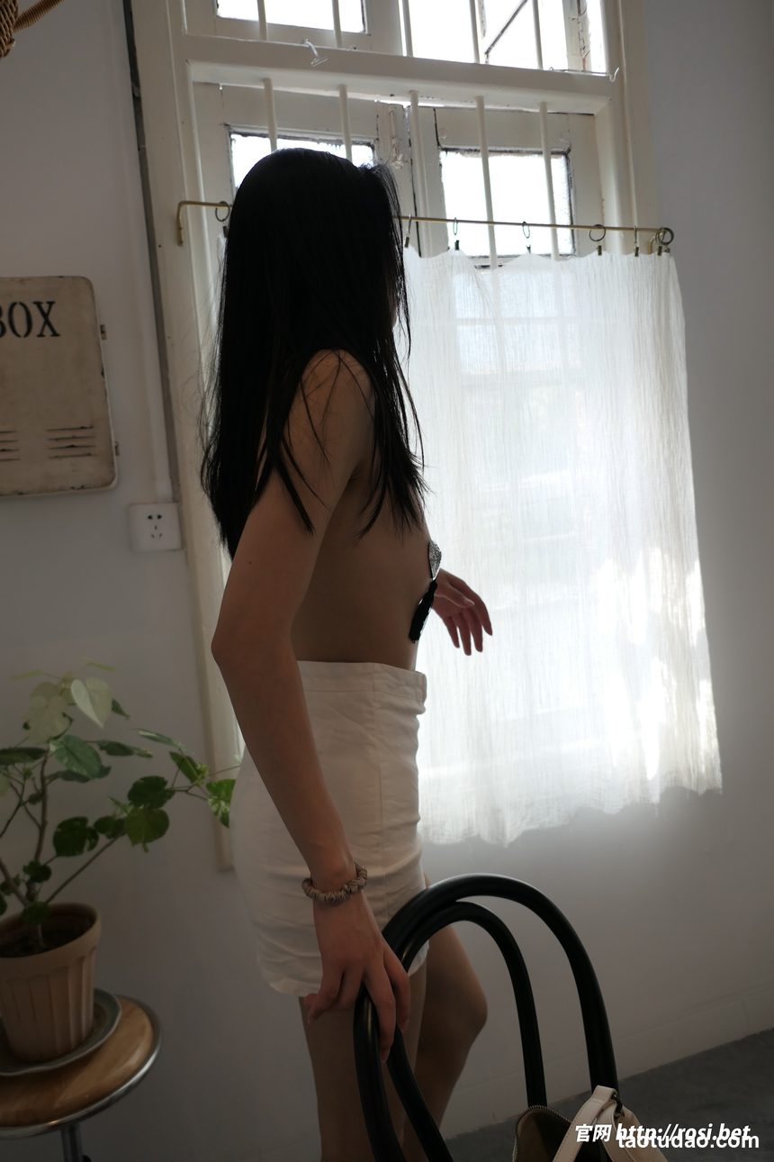 图片[2]-[ROSI写真]2024.09.16 NO.4669[108+1P／123MB]-艺库