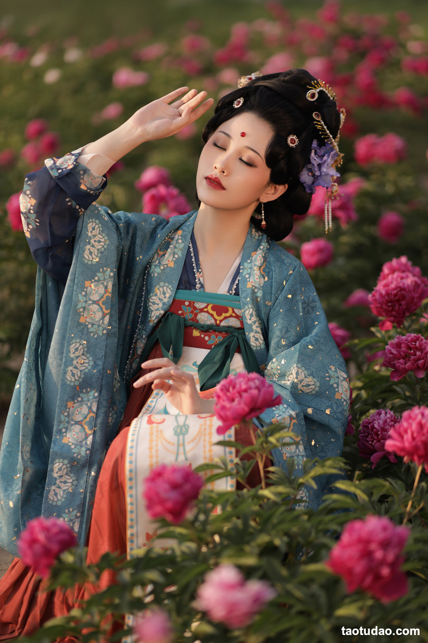 图片[2]-[YITUYU艺图语]2022.08.17 三郎的盛世，有你 青霜鹅[24+1P／350MB]-艺库