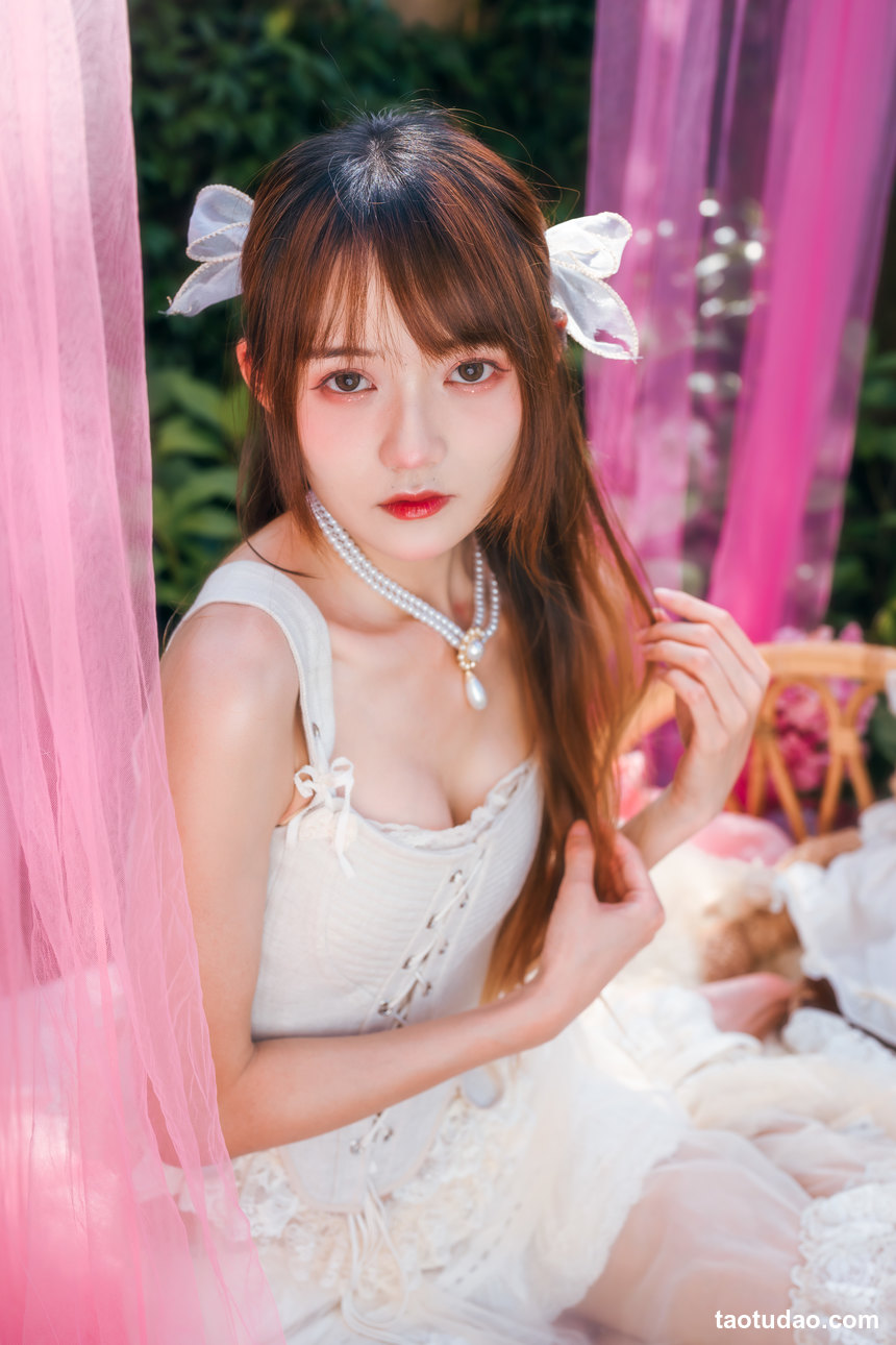 图片[2]-[YITUYU艺图语]2022.10.10 白玫瑰魔女 啊颜不咸[22+1P／178MB]-艺库