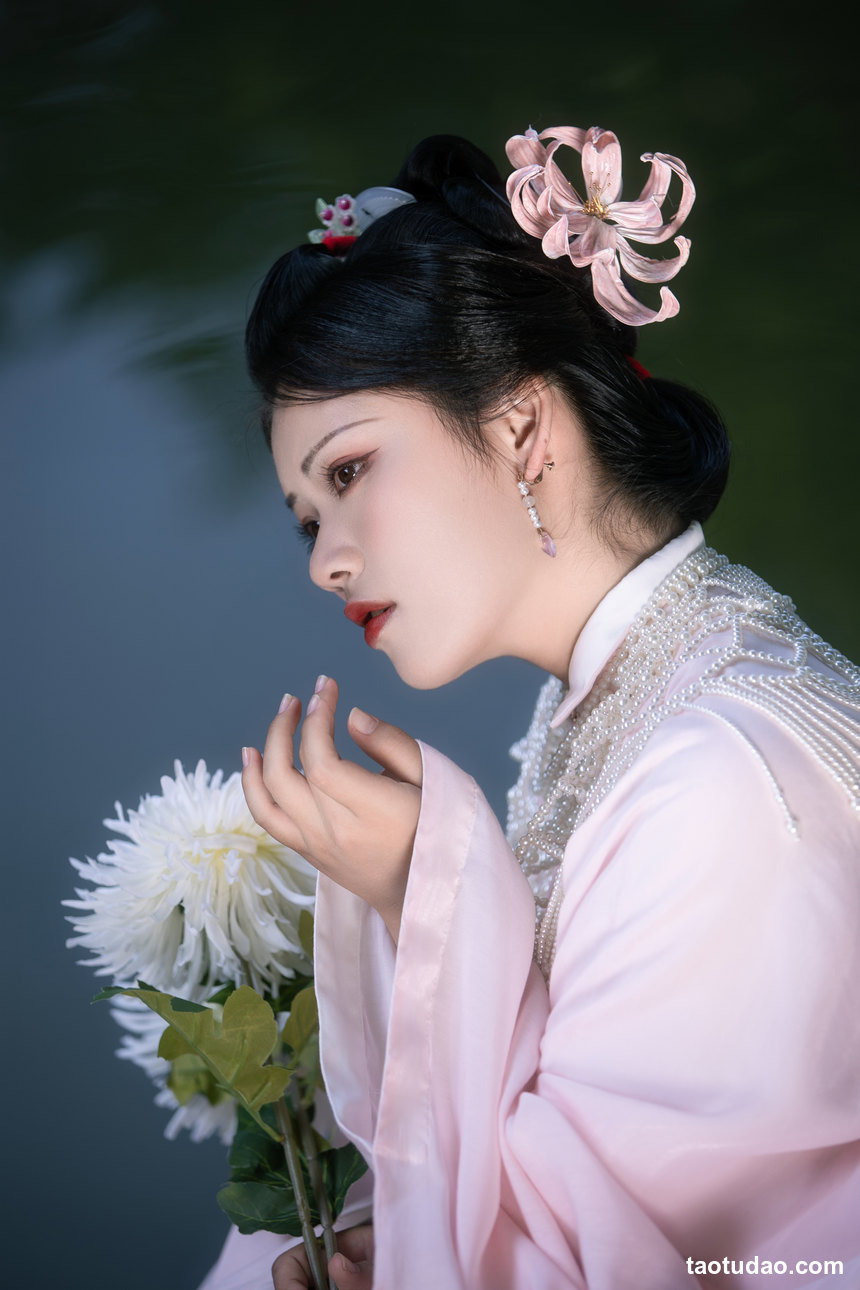 图片[2]-[YITUYU艺图语]2022.11.20 入梦也 連翹____[23+1P／234MB]-艺库