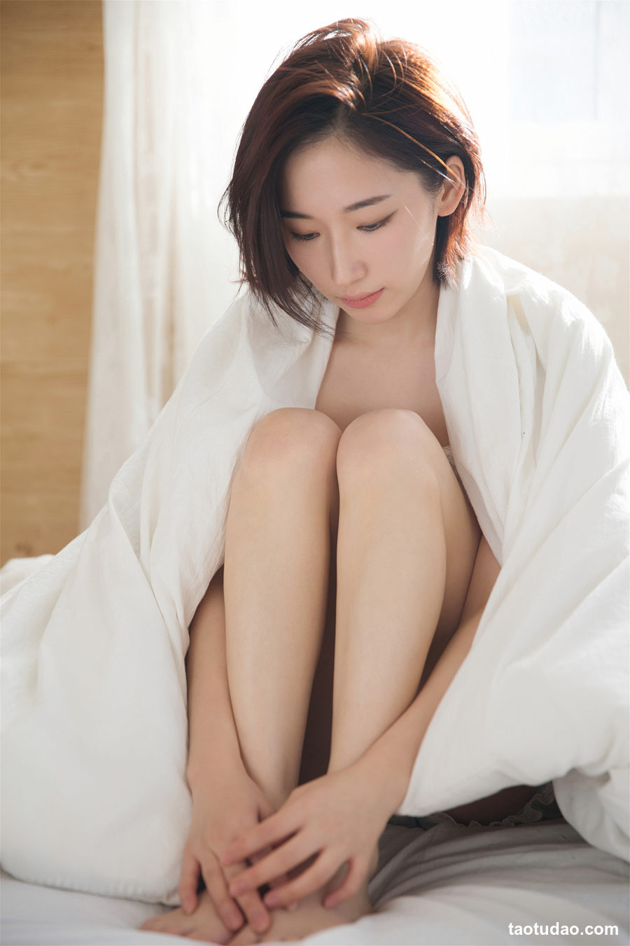 图片[2]-[YALAYI雅拉伊]2023.12.20 NO.1095 窗边少女[46+1P／235MB]-艺库