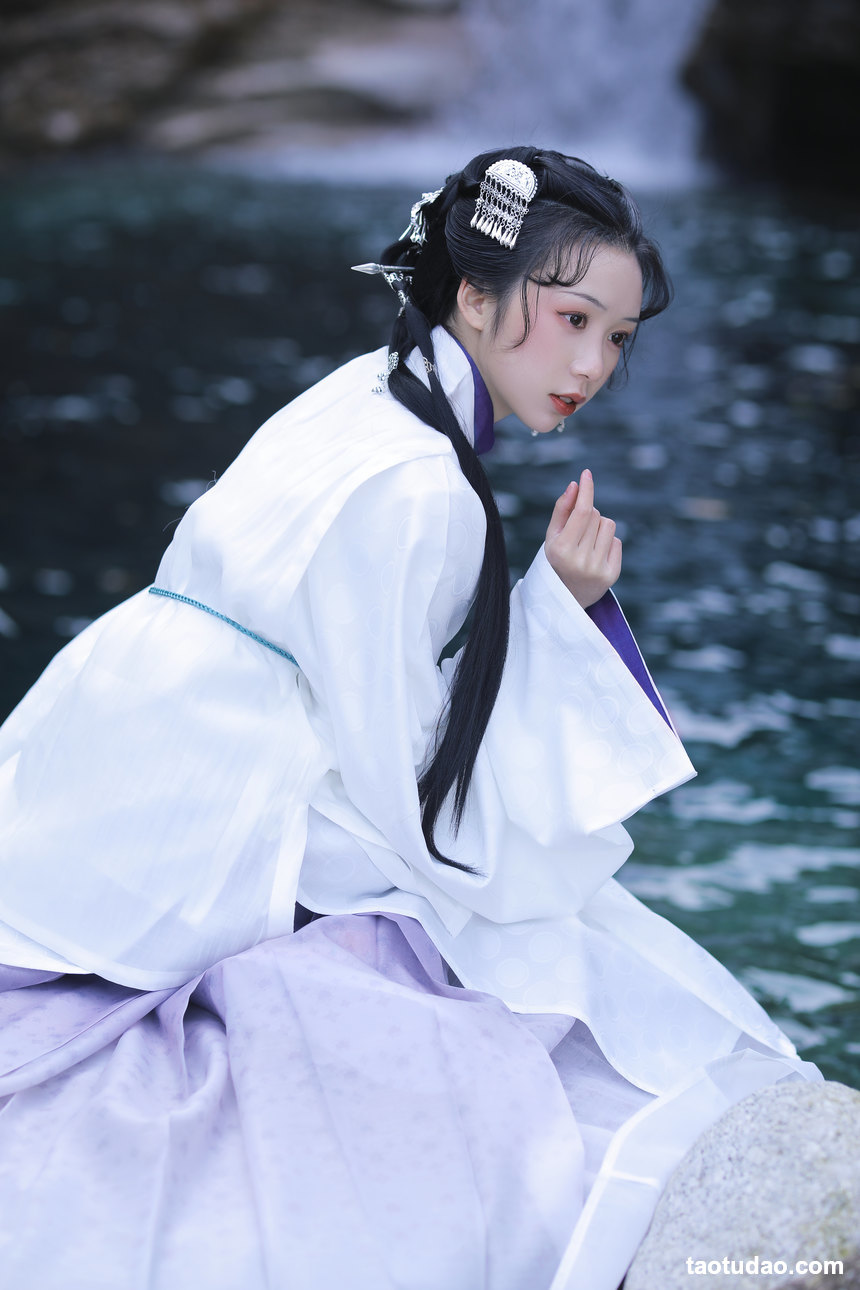 图片[4]-[YITUYU艺图语]2022.04.21 枕石听泉 槐枝-[26+1P／383MB]-艺库