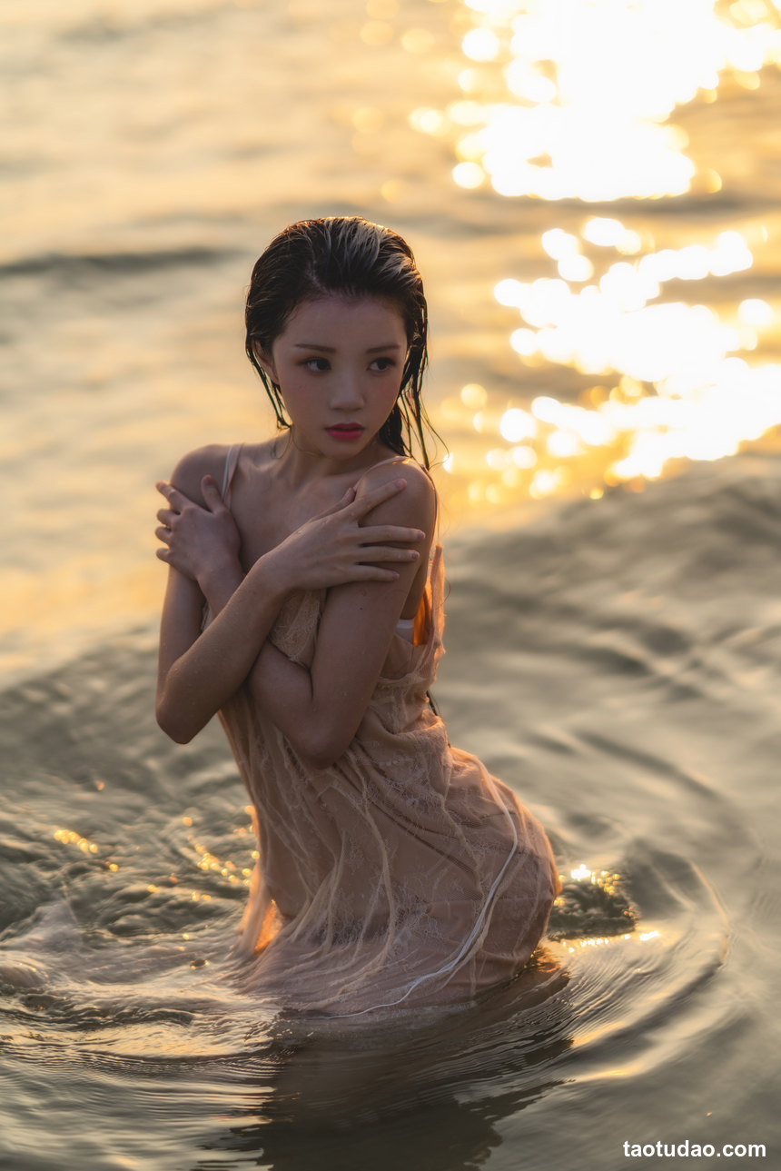 图片[2]-[YITUYU艺图语]2022.05.01 夕阳下沉醉 桜桃喵[29+1P／344MB]-艺库