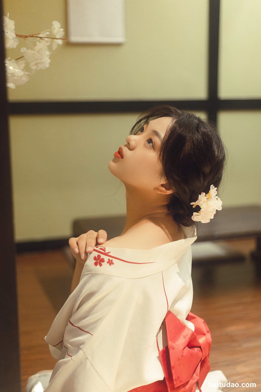 图片[4]-[YITUYU艺图语]2022.09.14 人间月 杨一[21+1P／103MB]-艺库