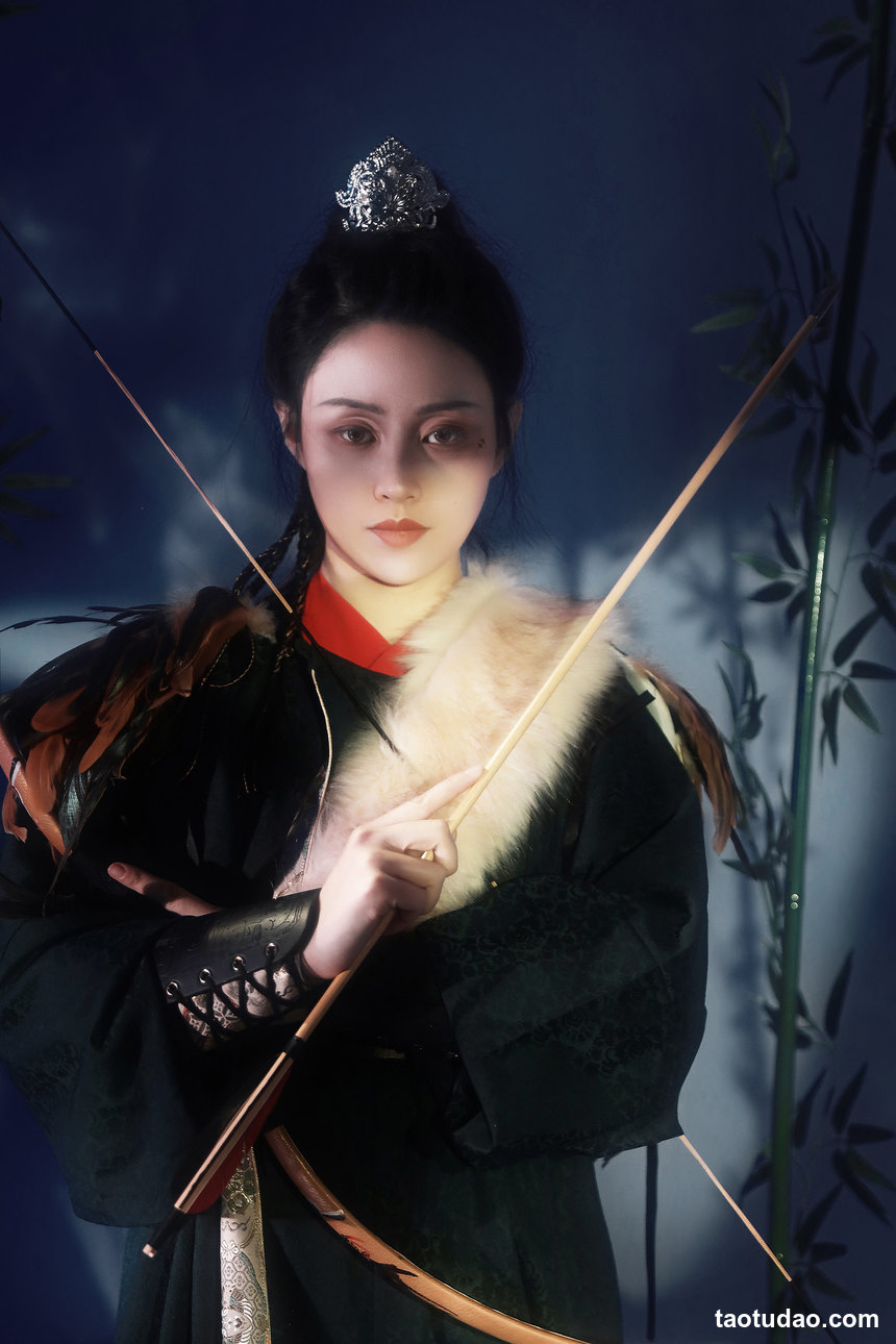 图片[3]-[YITUYU艺图语]2022.07.04 十二星座之射手座 青霜鹅[22+1P／432MB]-艺库