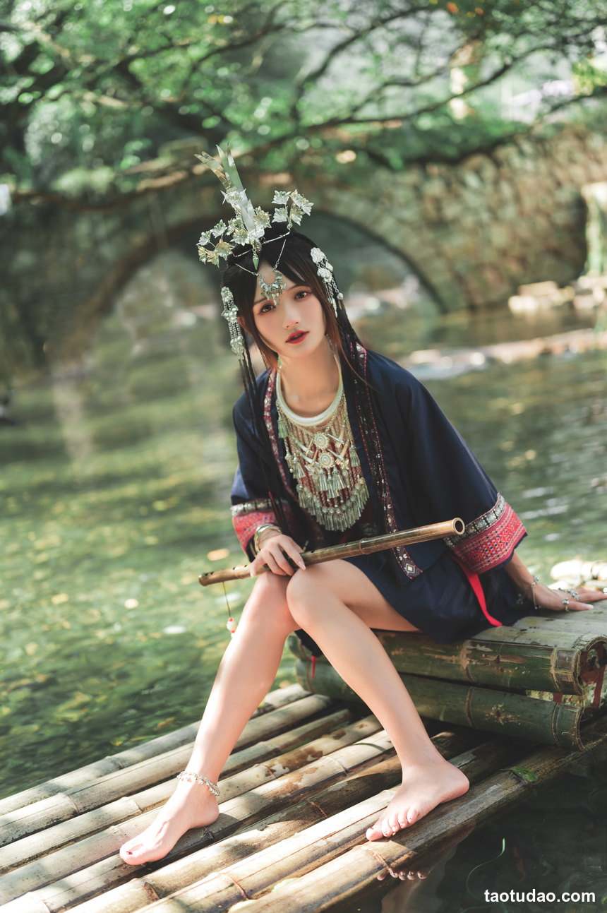 图片[3]-[YITUYU艺图语]2022.06.29 苗疆一梦 兔子Zzz不吃胡萝卜[41+1P／427MB]-艺库