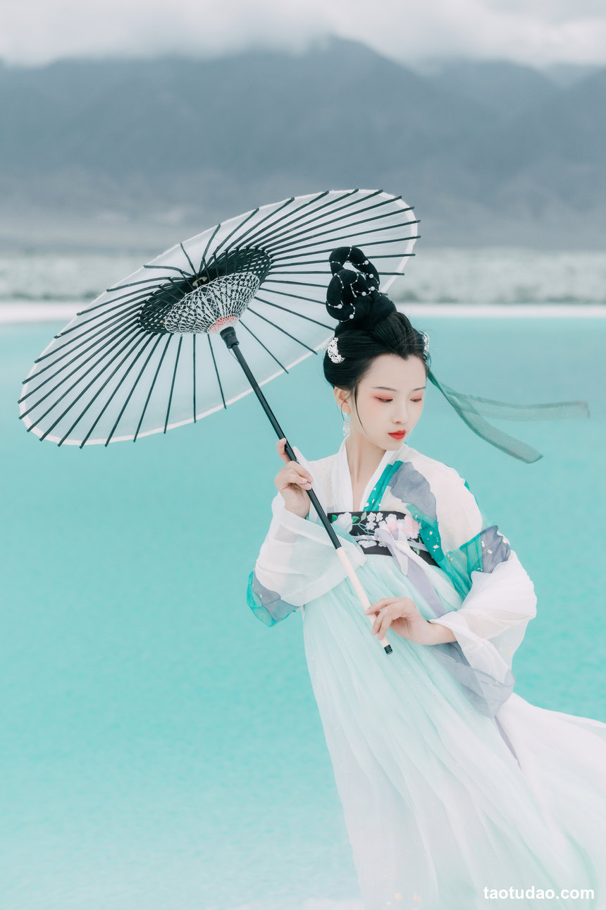 图片[2]-[YITUYU艺图语]2022.08.08 碧水间 公孙凭[21+1P／220MB]-艺库