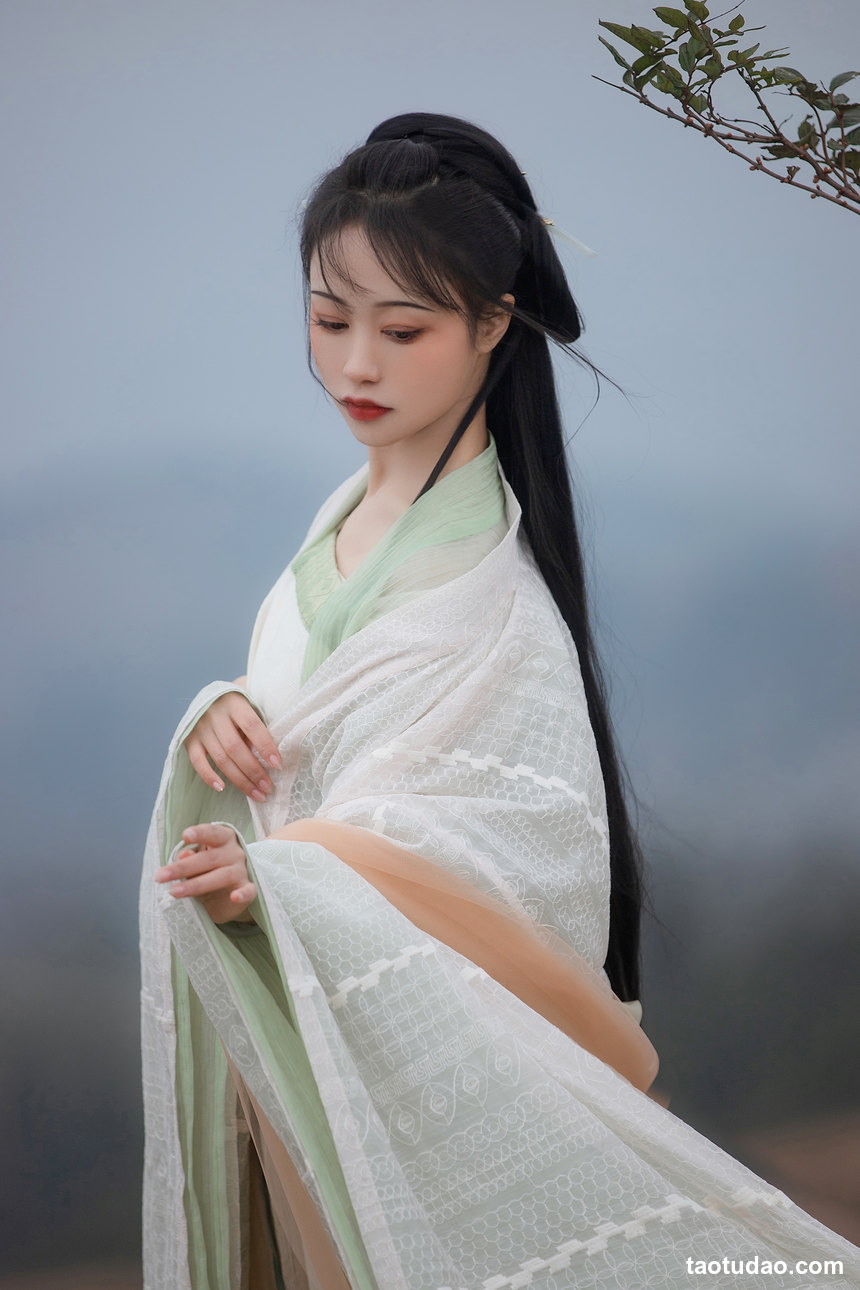 图片[2]-[YITUYU艺图语]2022.04.03 山雾 梨一依[22+1P／279MB]-艺库