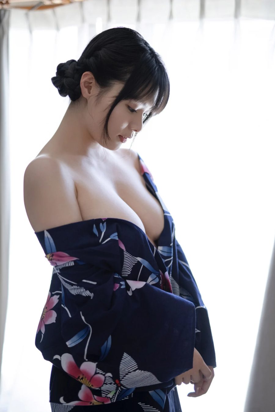 星名美津纪写真集「浴衣を脱いで」-艺库