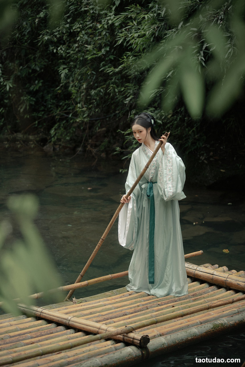 图片[4]-[YITUYU艺图语]2022.08.22 轻舟 梨一依[20+1P／282MB]-艺库
