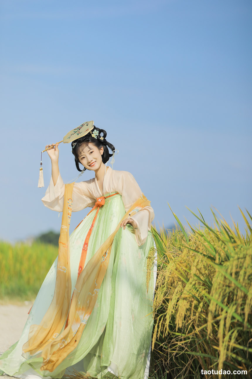 图片[2]-[YITUYU艺图语]2022.04.08 稻香 莹莹[20+1P／301MB]-艺库