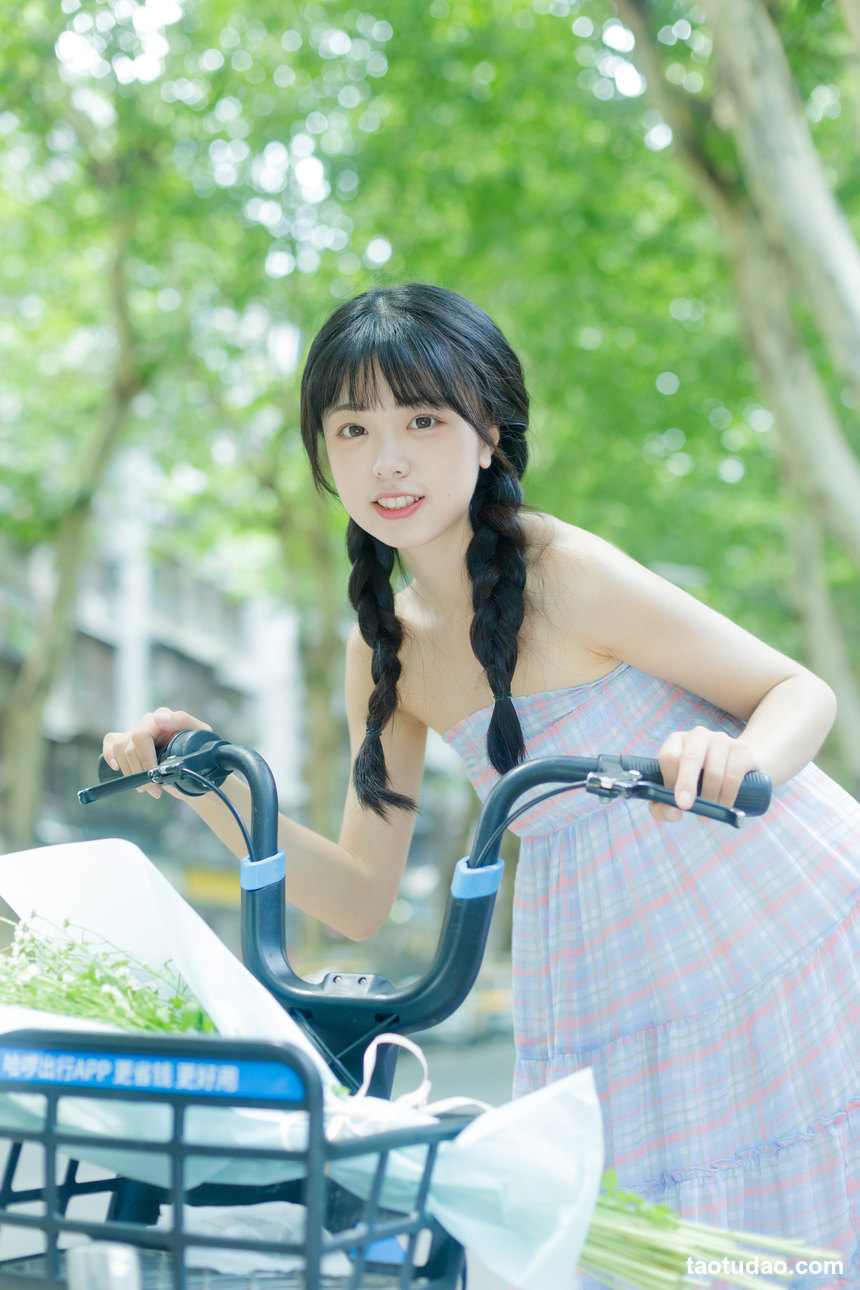 图片[2]-[YITUYU艺图语]2022.08.12 夏天是洋甘菊的气味 可爱泡泡呀[32+1P／265MB]-艺库