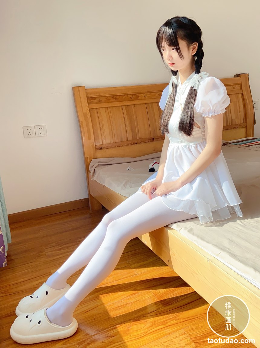 图片[2]-柴系小乖(稚乖画册) NO.022 — 夜夜 嬉戏 80d白丝 [74P+1V-368M]-艺库