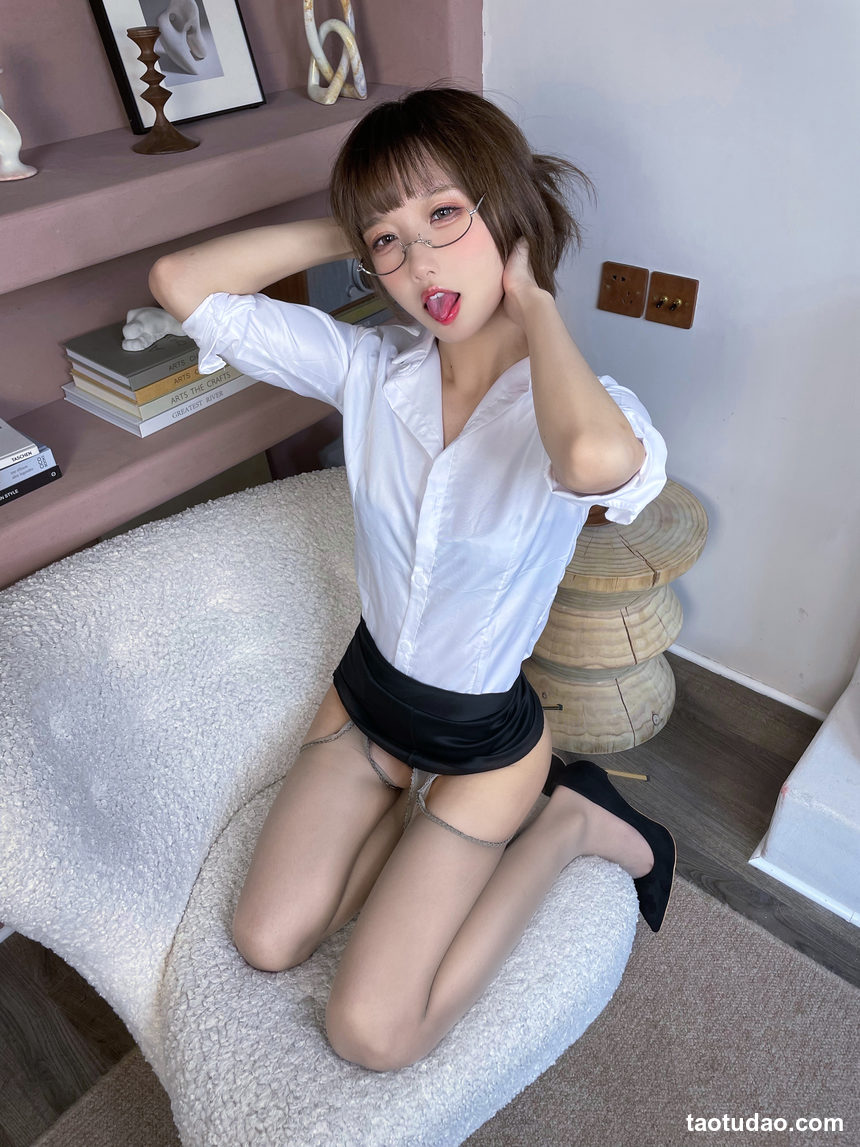 图片[2]-阿包也是兔娘-加冕图-灰丝OL[22P-85MB]-艺库