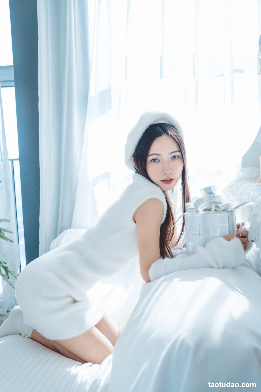图片[4]-[YITUYU艺图语]2022.02.11 纯白季节 老猪[21+1P／396MB]-艺库