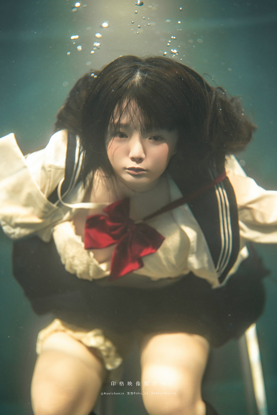 落落Raku – 水泳馆 / 58P1V-1.04GB / cos萌妹