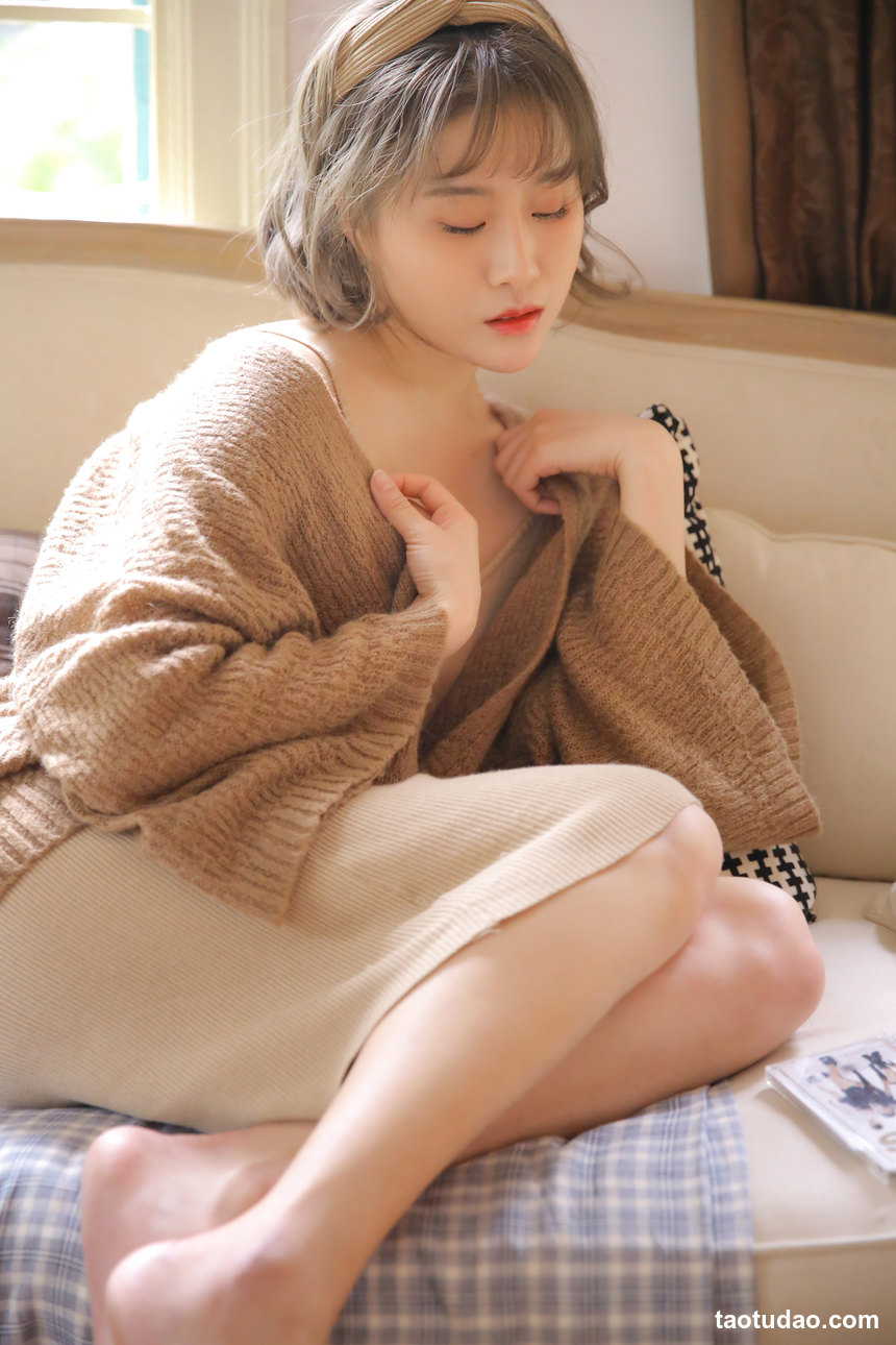 图片[2]-[YALAYI雅拉伊]2022.12.30 NO.998 千里之外[32+1P／280MB]-艺库