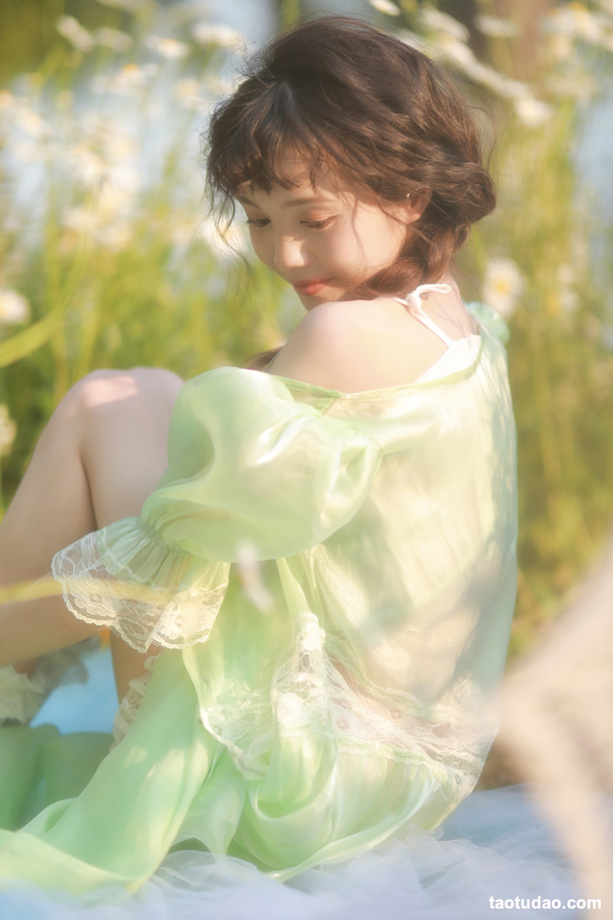 图片[3]-[YITUYU艺图语]2022.06.17 她在光里徜徉 西西[54+1P／272MB]-艺库
