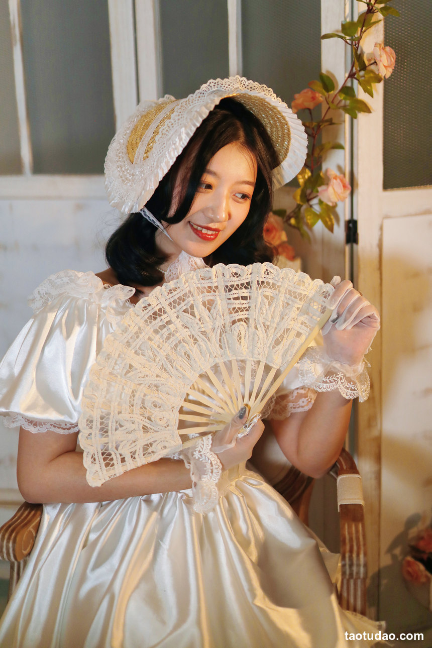图片[2]-[YITUYU艺图语]2022.10.11 掉入兔子洞的爱丽丝 雨芳[31+1P／376MB]-艺库
