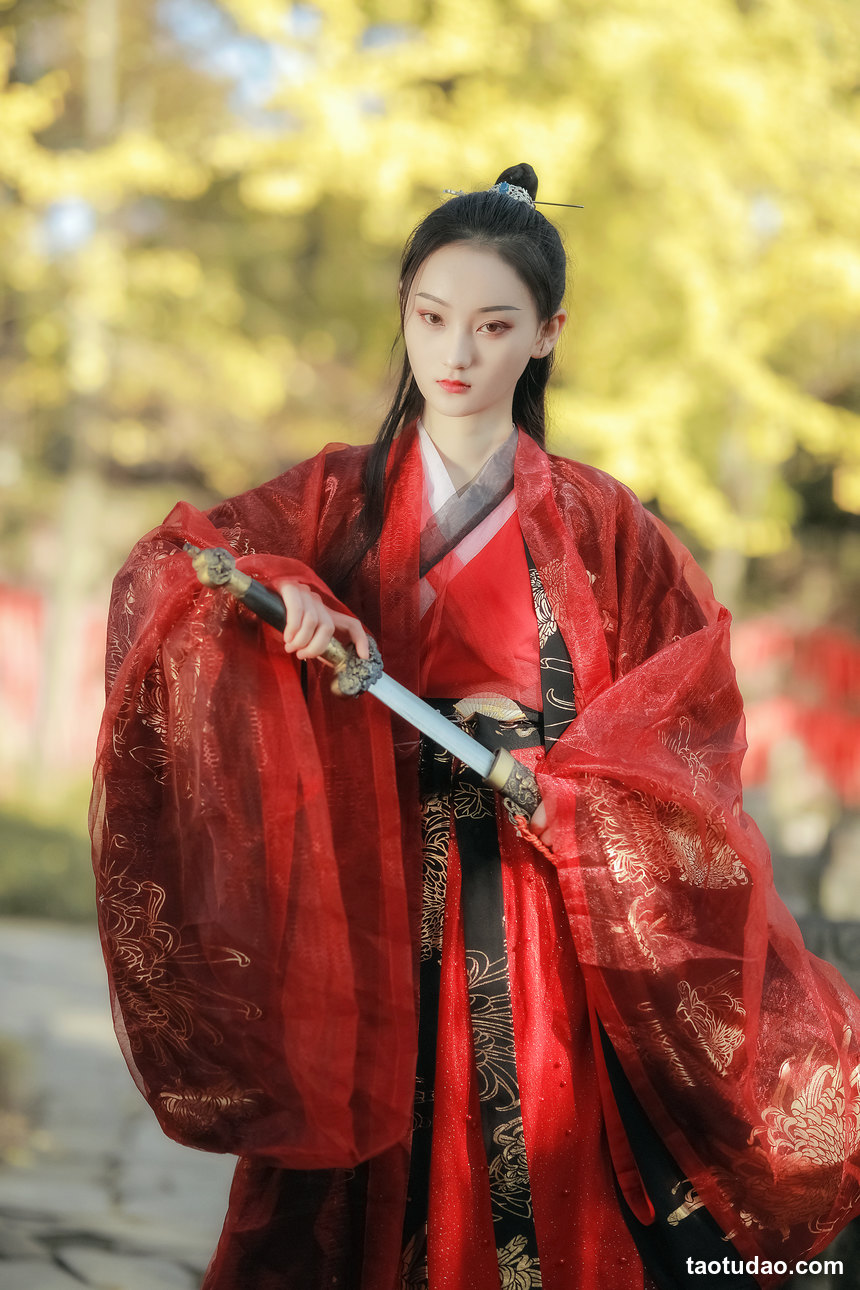 图片[2]-[YITUYU艺图语]2022.04.07 剑破山河 云之是小狐狸吖[21+1P／624MB]-艺库
