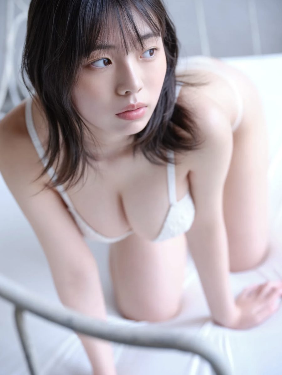 菊地姫奈写真集 「完全未公開100カット＆ムービー」-艺库